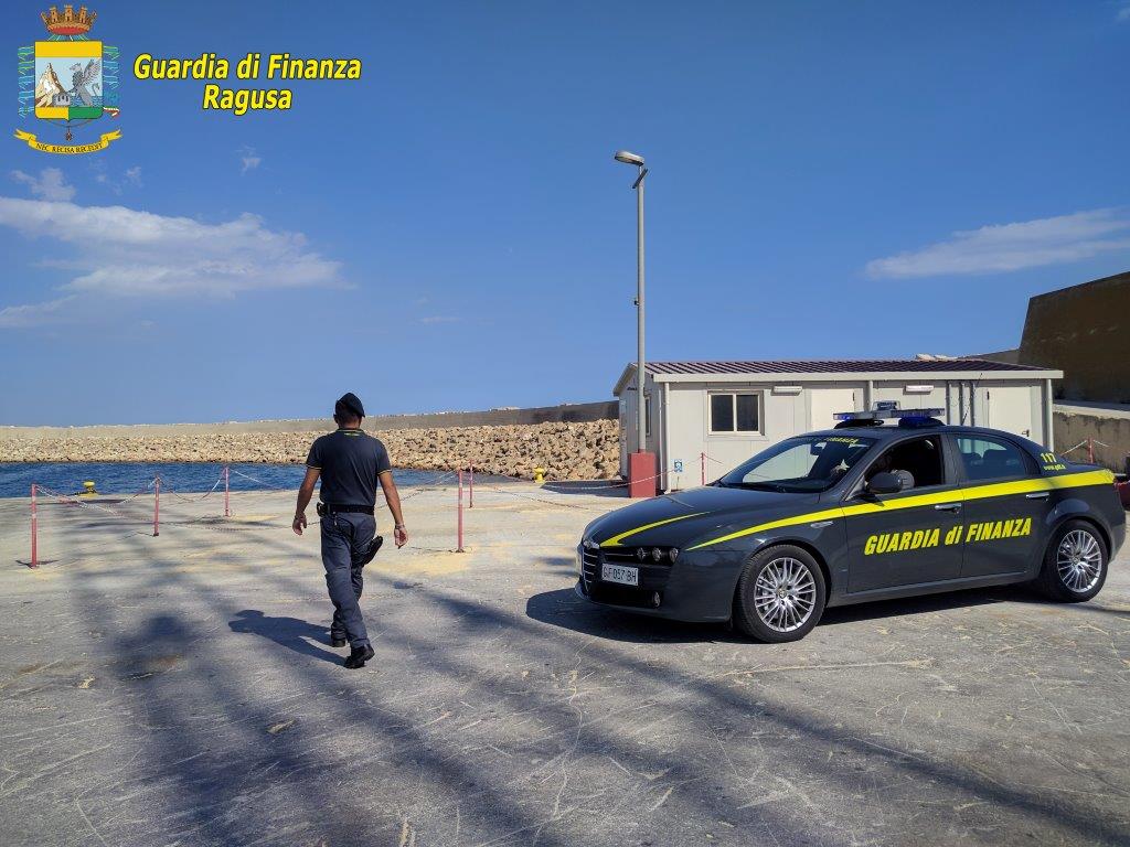 Sequestrati 400 mila euro ad imprenditore che opera nel porto di Pozzallo. Intervento della Finanza