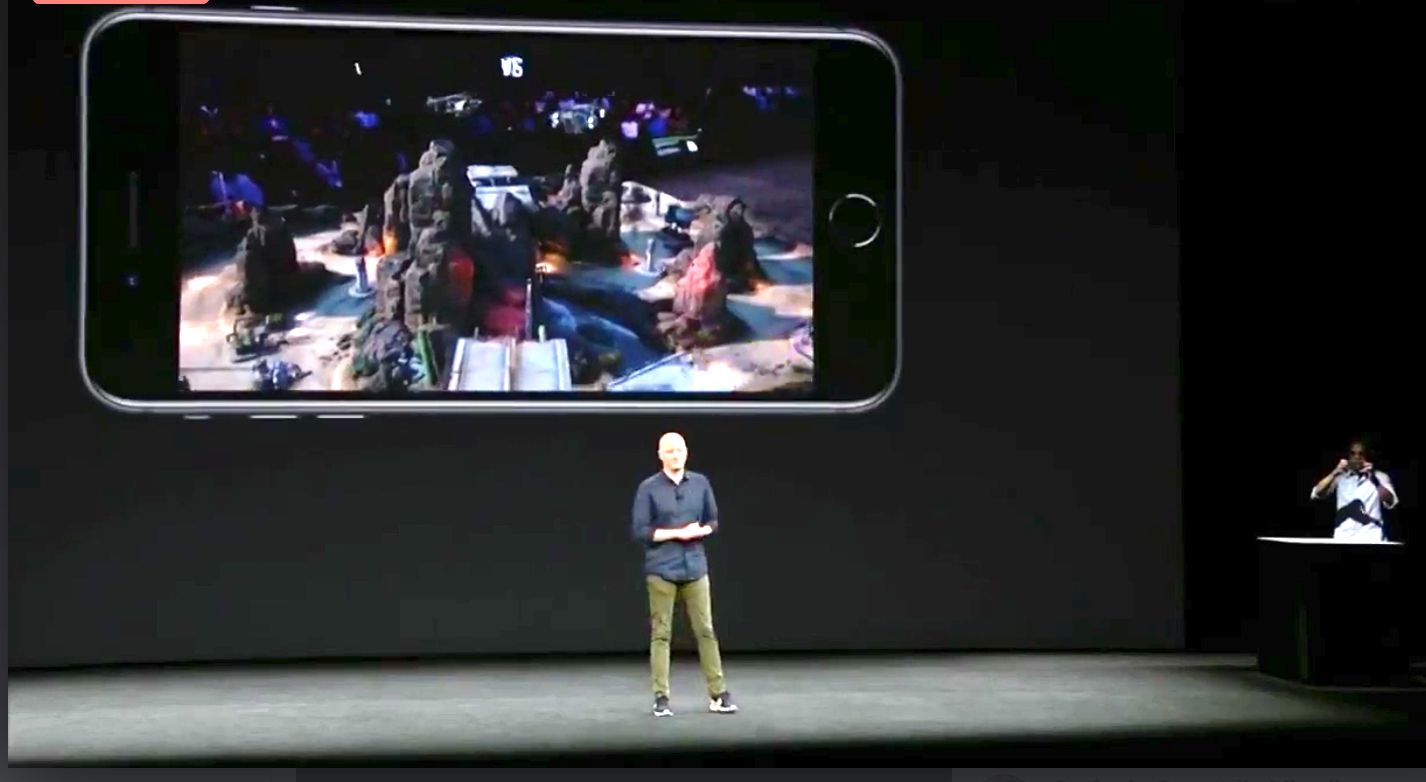 Presentato il nuovo Iphone 8 e Iphone X. C’è anche la realtà aumentata per i giochi e l’identificazione facciale