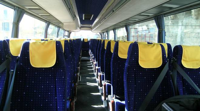 Viaggio senza aria condizionata in bus. Scoppia il caso, presentato esposto al Ministero Trasporti