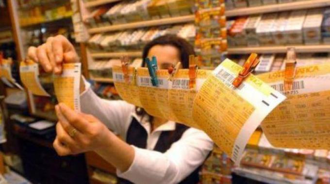 Lotto: a Modica centrata una doppietta, vinti 47.500 e 23.750 euro