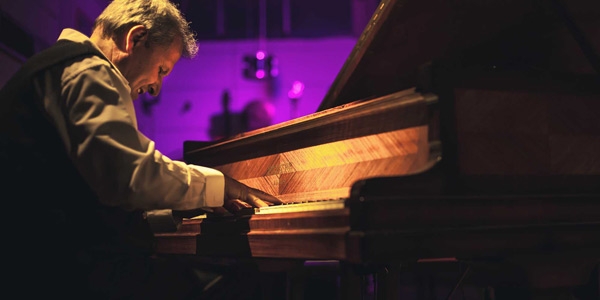 Jazz d’autore con Mauro Romano Quintet gratis a Modica. Questo martedì 19 settembre