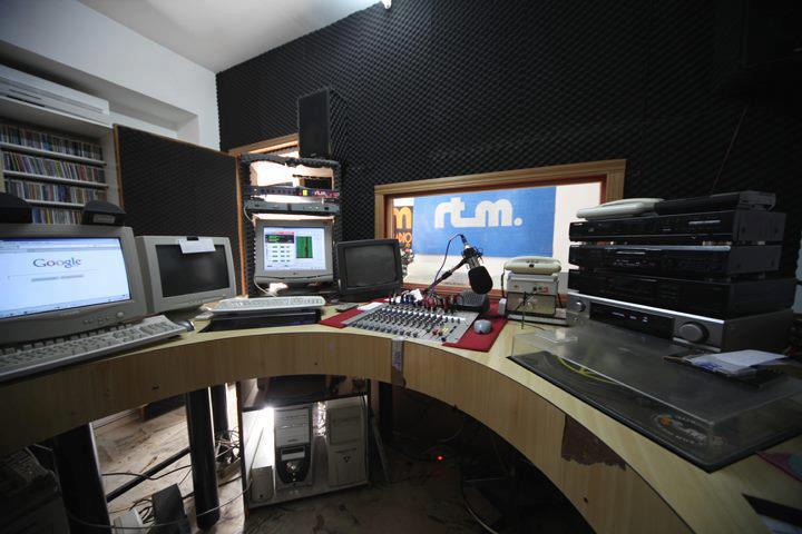 Radio Rtm Modica festeggia 40 anni di trasmissioni. Questo venerdì a Modica festa in piazza con dj, musica e tante sorprese