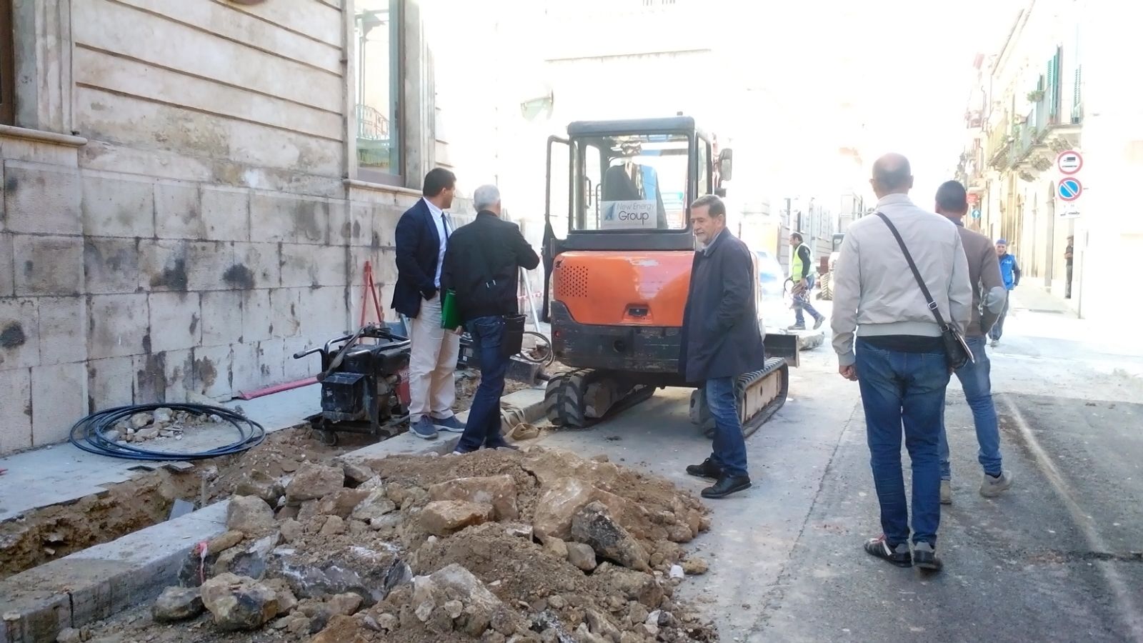 Rifacimento della rete acquedottistica nelle zone di via Psaumida e Corso Mazzini