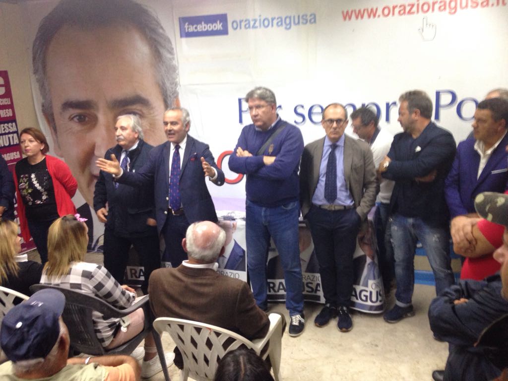 Inaugurato a Scicli il comitato elettorale dell’On. Ragusa. Bagno di folla