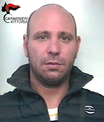 Sorvegliato speciale in locale notturno a Scoglitti. Scatta arresto
