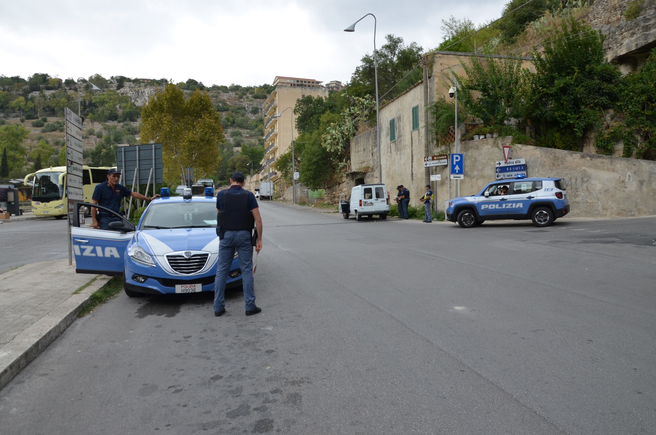 Scoperto dalla polizia nascondiglio di merce rubata a Marina di Modica