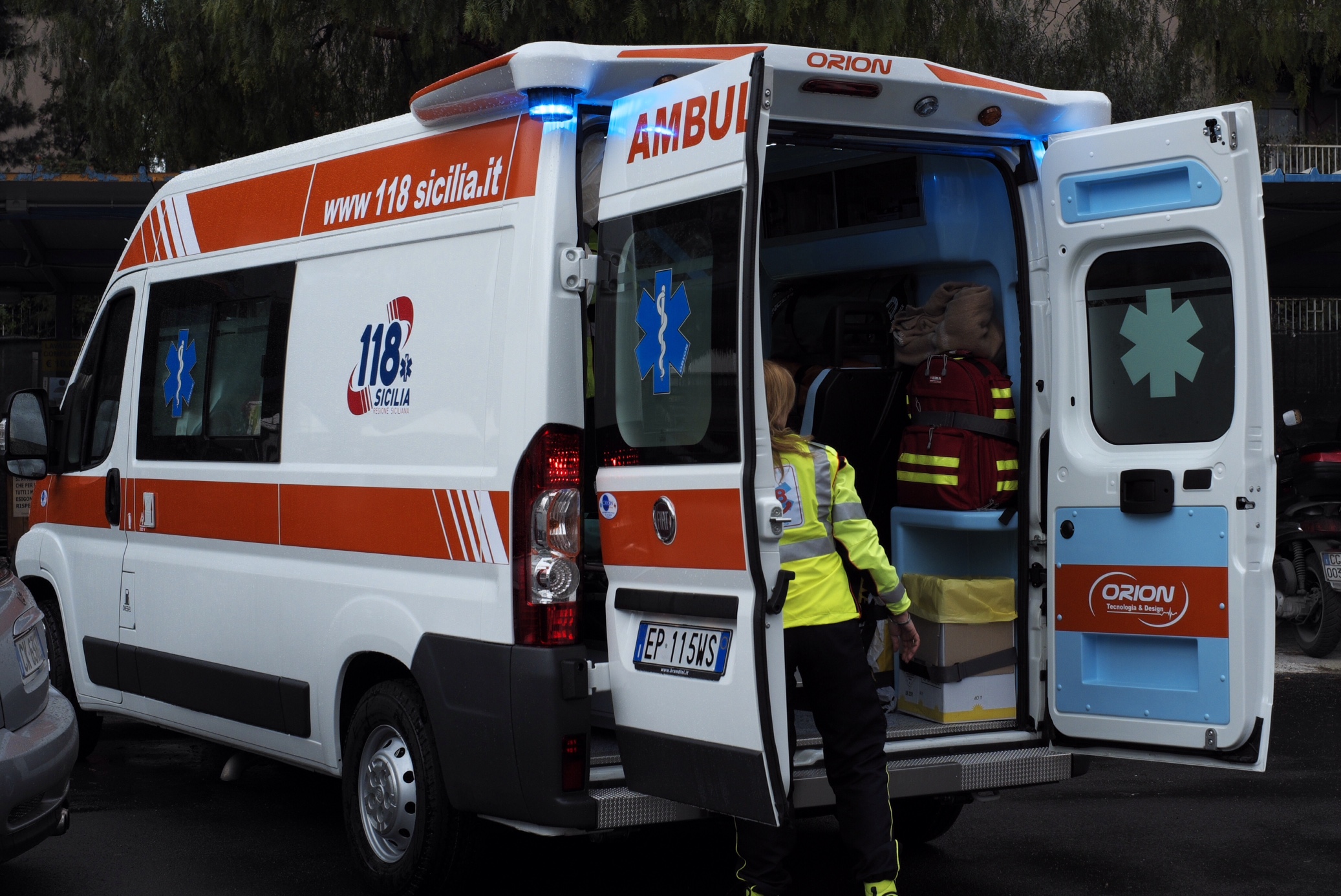 Vittoria senza ambulanza medicalizzata, insorgono Idea Liberale e FdI