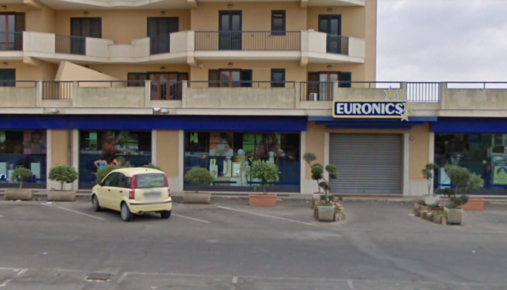 Rapina da Euronics Modica, i commenti: “E’ stata una scena da film”