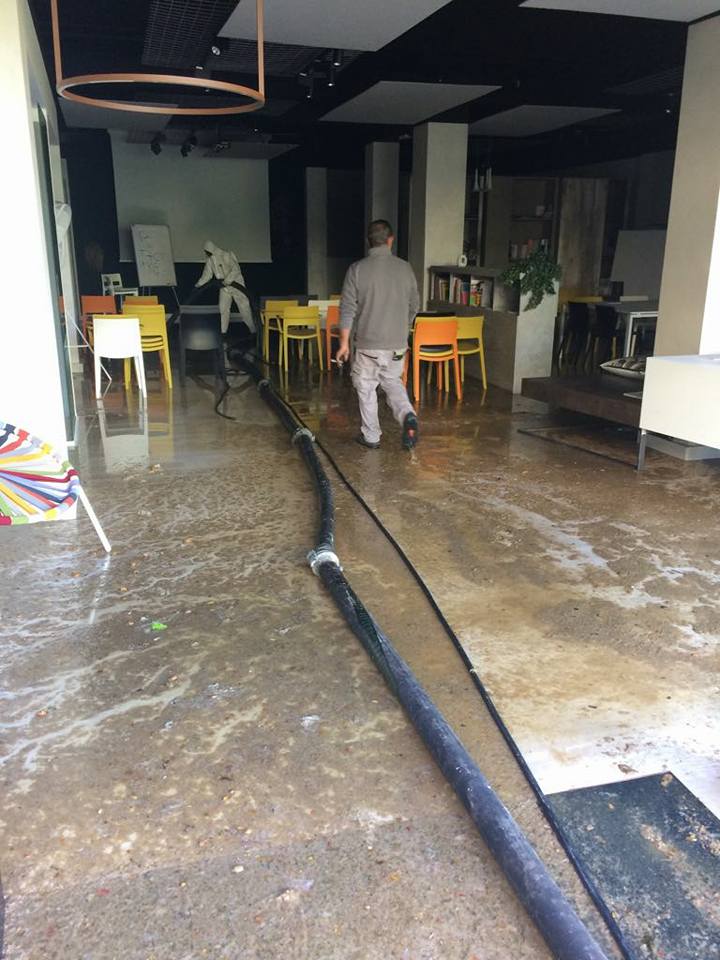 Danni in via Palermo a causa della fognatura comunale, consigliere Marino: “Si programmino interventi”
