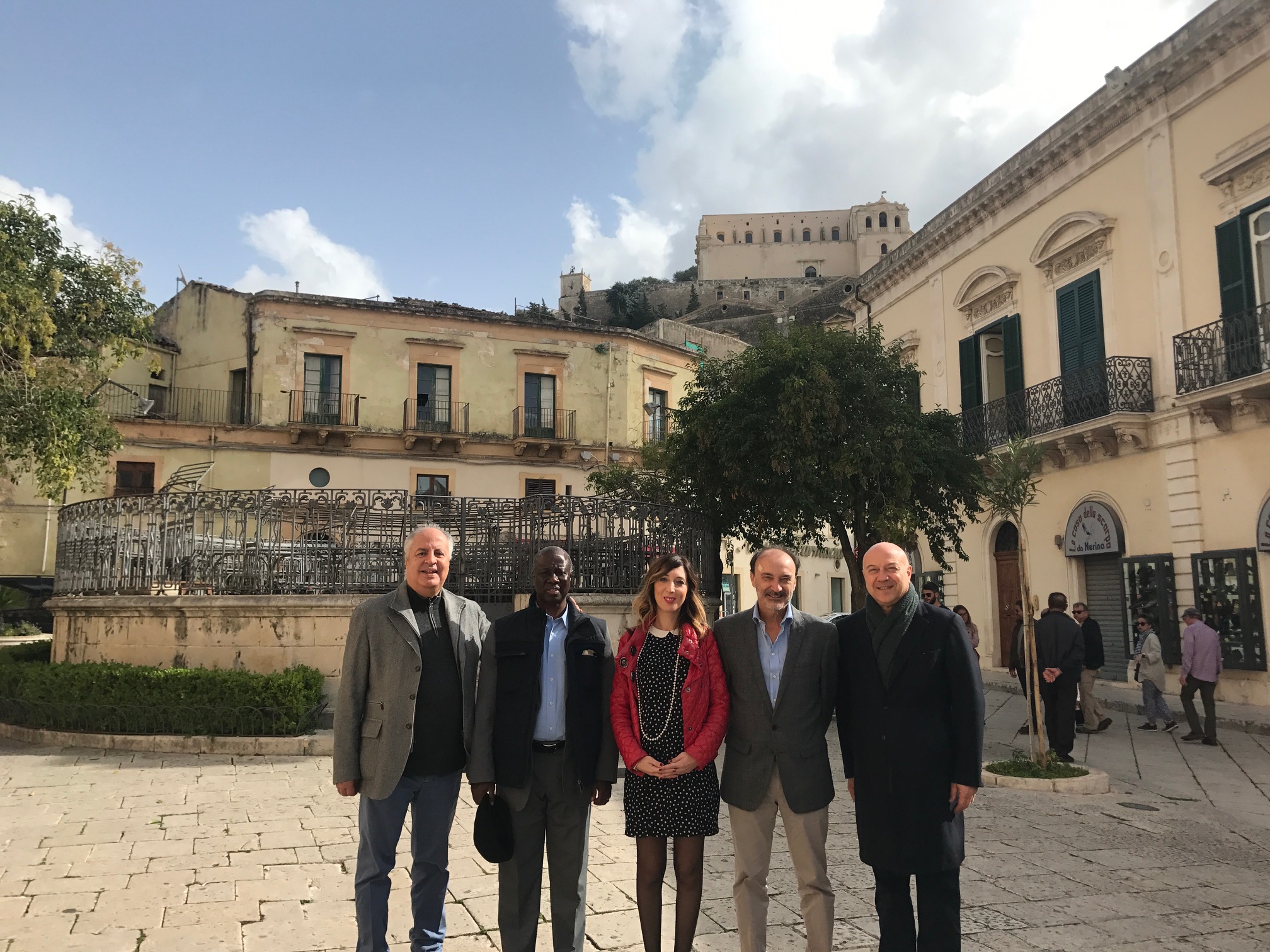 Ambasciatori a Scicli ricevuti dal vicesindaco Caterina Riccotti