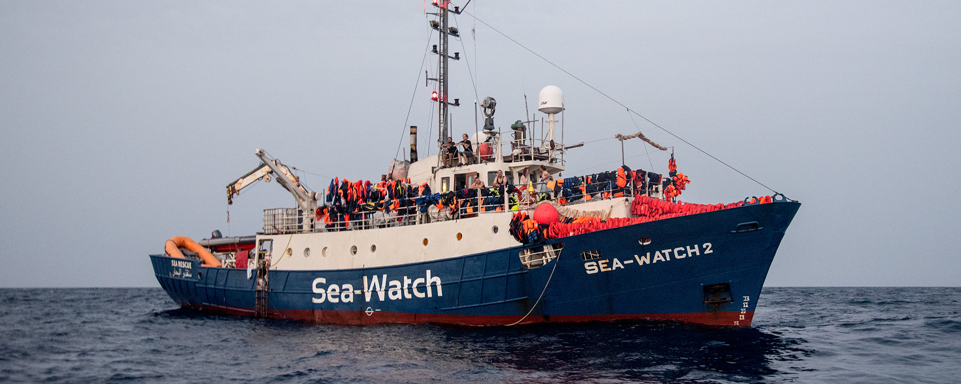 Sea Watch, per la Procura di Catania ha fatto bene a salvare i migranti e non ci sono profili penali