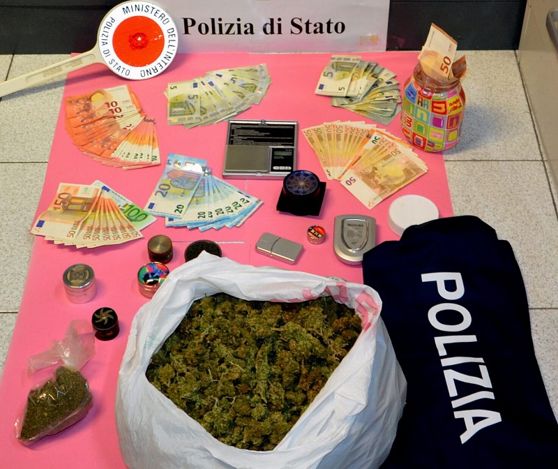 Giovanissimi modicani incensurati arrestati per droga (VIDEO)