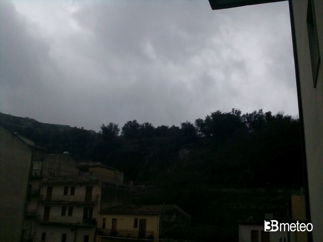 Maltempo: allarme meteo anche per questo giovedì