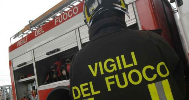 Incendio in abitazione a Comiso: in fiamme il condizionatore