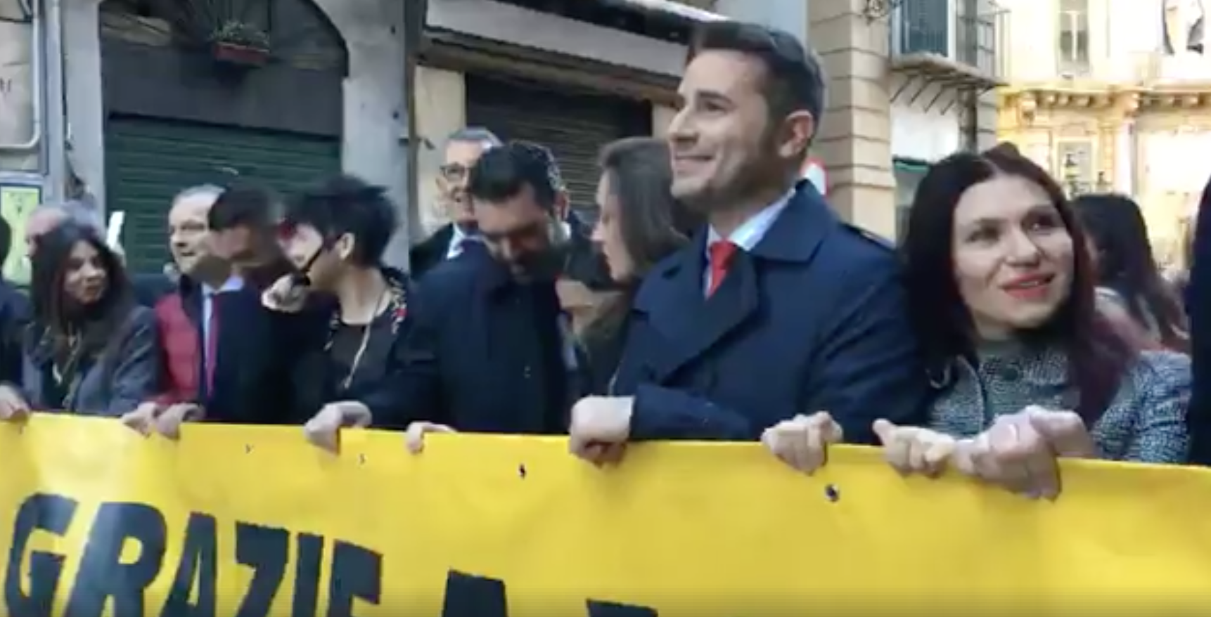 Stamani la sfilata a 5 stelle a Palermo per l’insediamento all’Ars. La prima volta dell’on. Stefania Campo. VIDEO LIVE