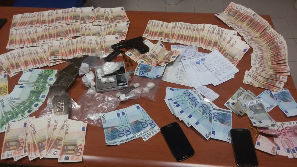 Hanno guadagnato 50 mila euro spacciando droga. Adesso lo Stato chiede di pagarci le tasse
