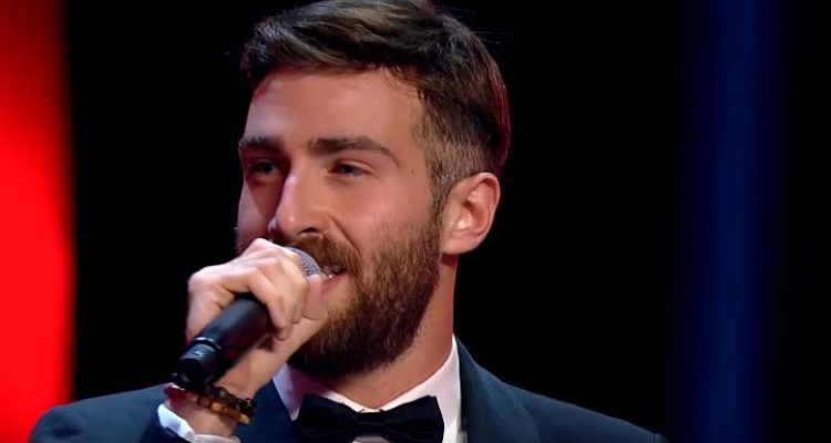 Lorenzo Licitra sul palco del Capodanno Rai da Maratea