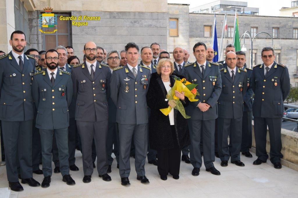 Il Prefetto di Ragusa in visita di commiato alla Guardia di finanza.
