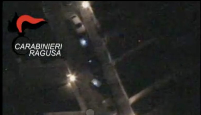 Droga, 9 arresti nel ragusano. Un nigeriano aveva ingerito ovuli contenenti gli stupefacenti. FOTO E VIDEO
