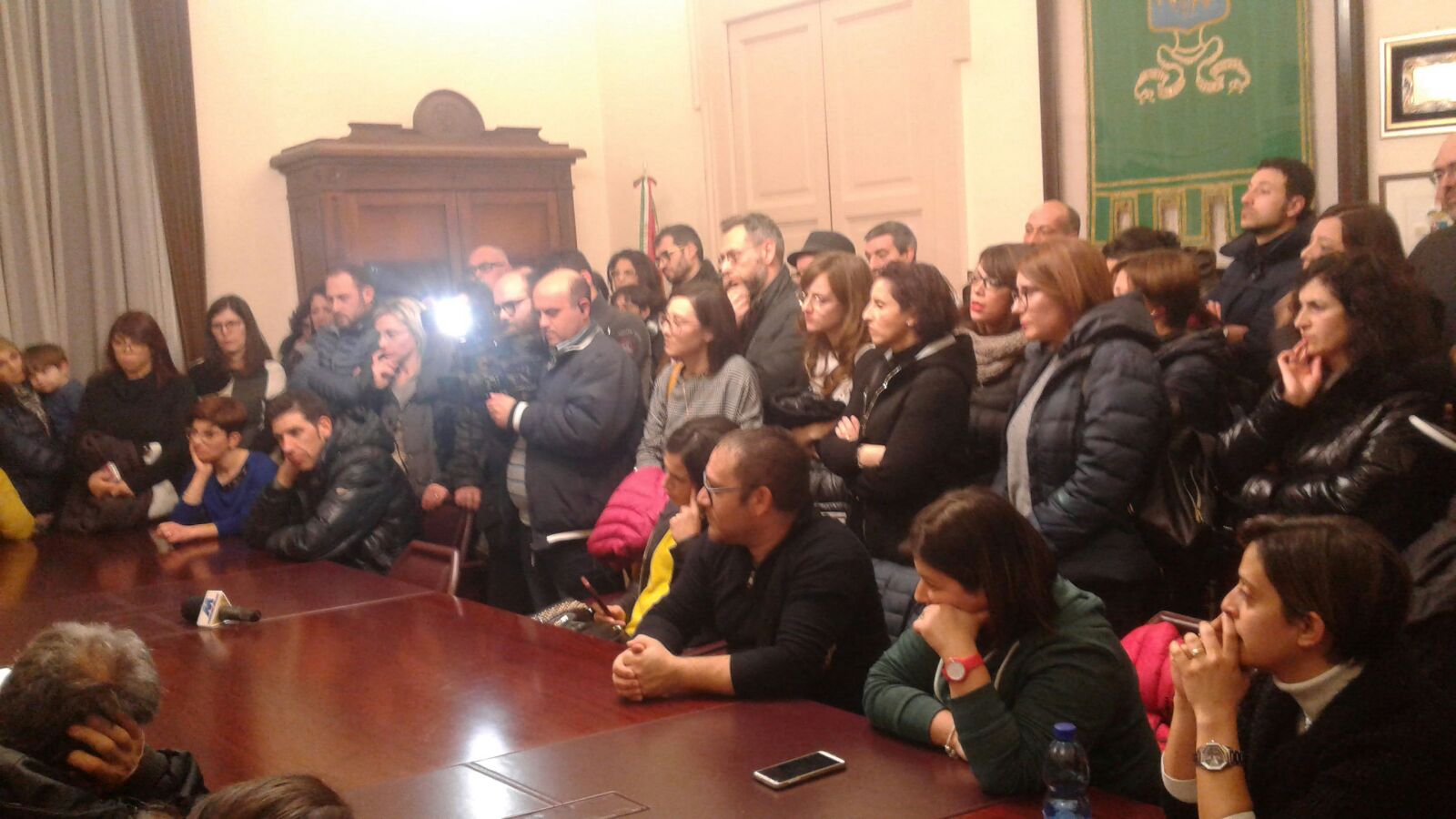 E’ ancora caos per la refezione scolastica a Ragusa. Nuove proteste e intervento dei Nas. Sindaco Piccitto: “Anche a mio figlio non è piaciuto il pollo”