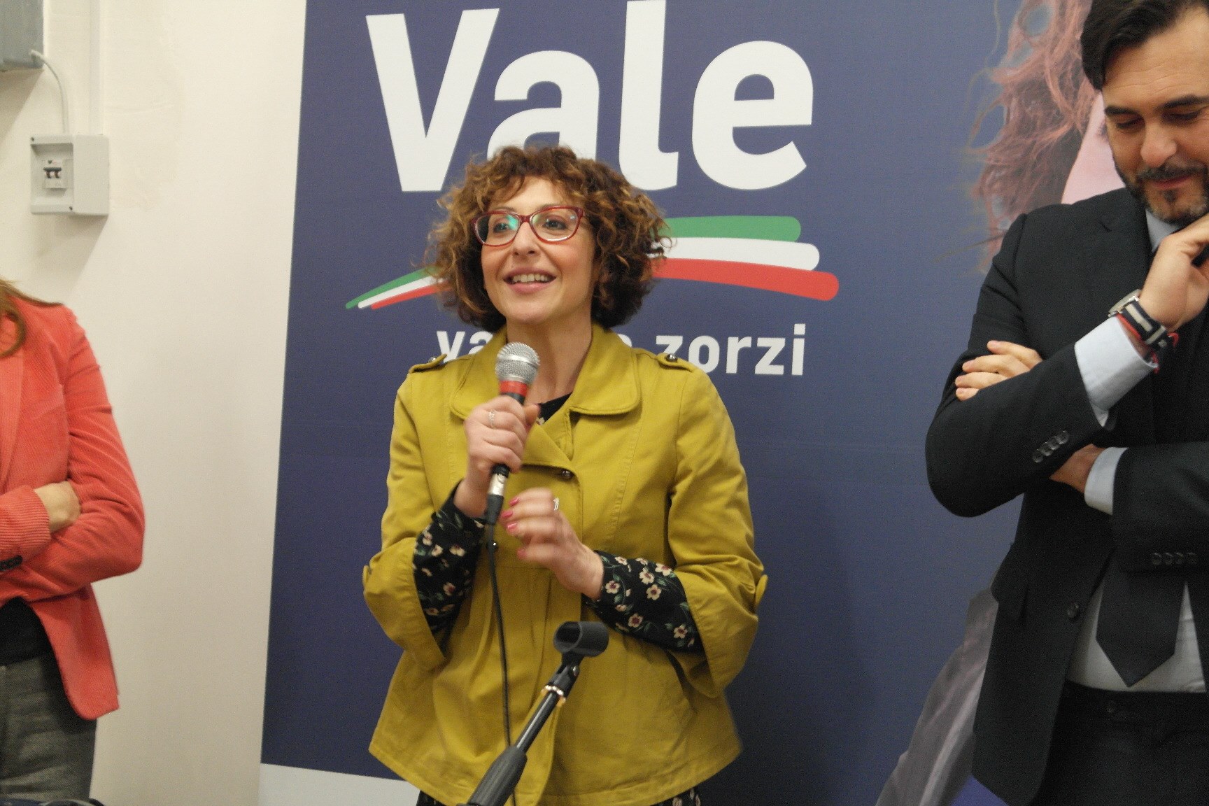 Nuovo ospedale; il comitato protesta con un raduno in via Roma: “Che si apra subito”