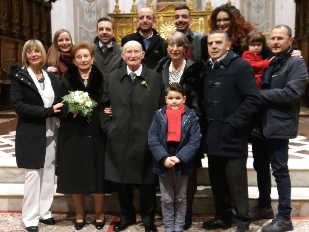 A Modica coppia celebra 60 anni di matrimonio. Grande festa con i parenti