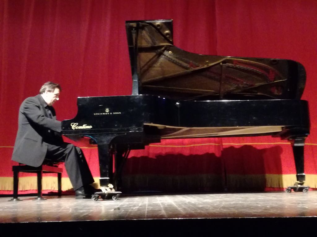Un viaggio musicale con il pianista internazionale Robert Andres per “Melodica”. Ieri sera a Ragusa