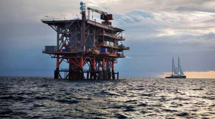 Il Comune di Scicli “ferma” 8 pozzi di petrolio in mare. Il Ministero accoglie le osservazioni e nega la Via. Un fatto storico. Osservazioni anche da altri enti
