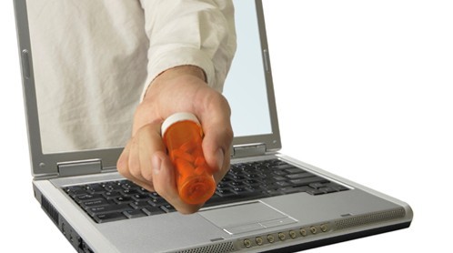 Farmaci veterinari online? Assolutamente no!