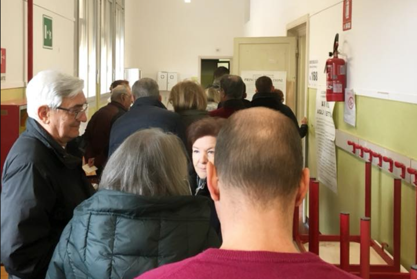 Elezioni Politiche, file ai seggi, a Ragusa affluenza già del 16%