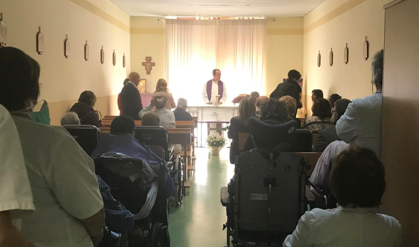 Auguri speciali alla Rsa dell’Asp di Ragusa