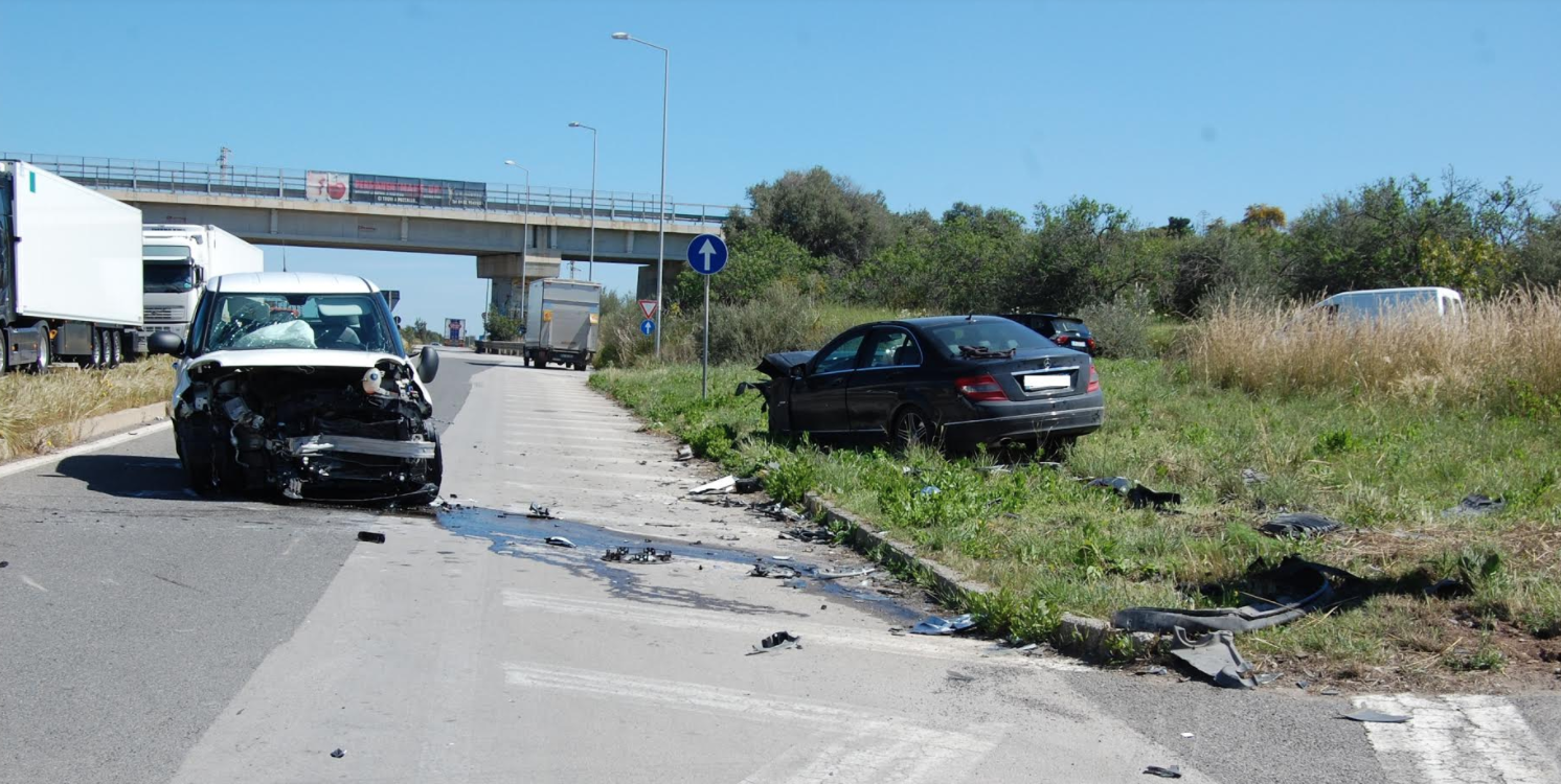 Grave incidente frontale sulla strada Pozzallo-Ispica. Due feriti. Intervento della Polizia Provinciale