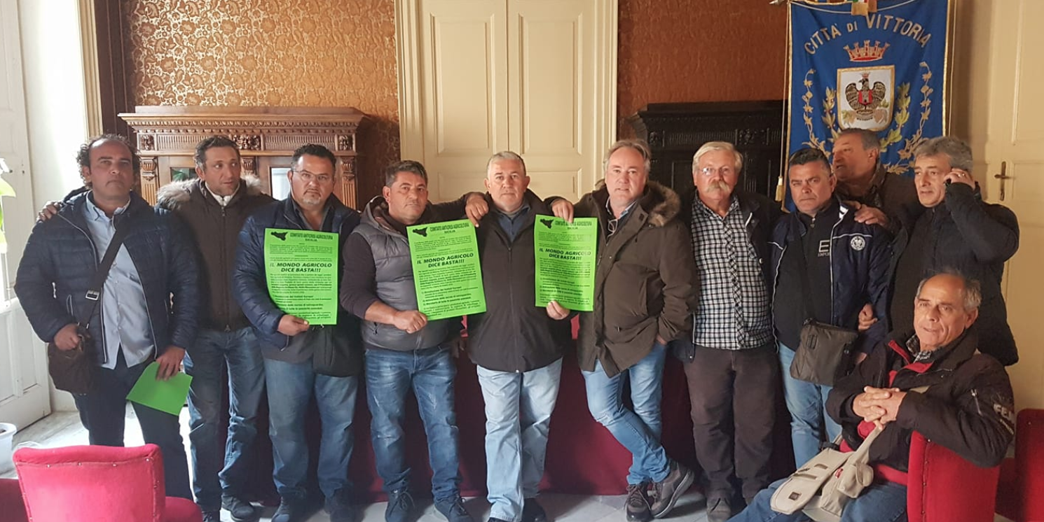 Gli agricoltori occupano i Comuni della fascia trasformata, da Pachino a Vittoria. Piattaforma rivendicativa e richiesta di confronto con Governo Musumeci