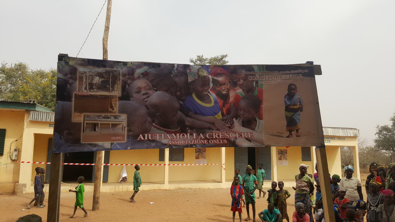 Scuola in Camerun diario di viaggio di Giuseppe Cugno Garrano