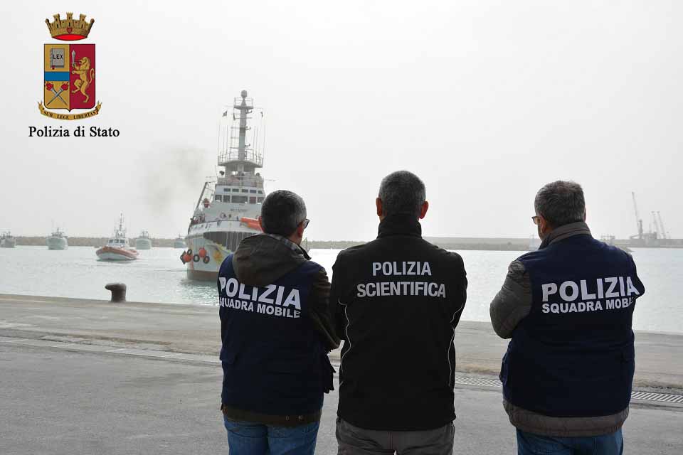Arrestato dalla polizia scafista appena diciottenne.