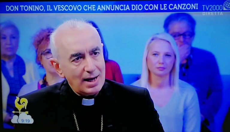 Nuove rogne per il Vescovo di Noto, Staglianò. Questioni economiche alla base dei problemi