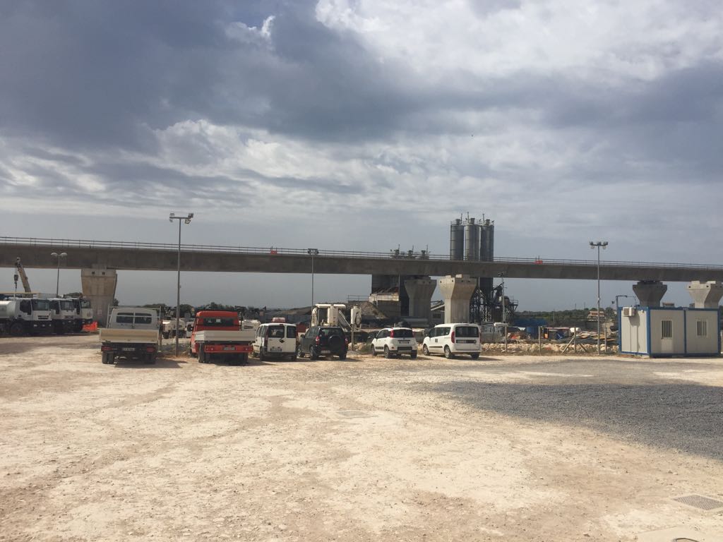 La riapertura dei cantieri della Siracusa-Gela potrebbe essere vicina. Individuata una possibile soluzione