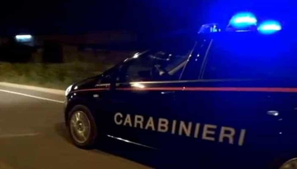 Tenta Di Uccidere I Genitori A Colpi Di Cacciavite Successo Nel 