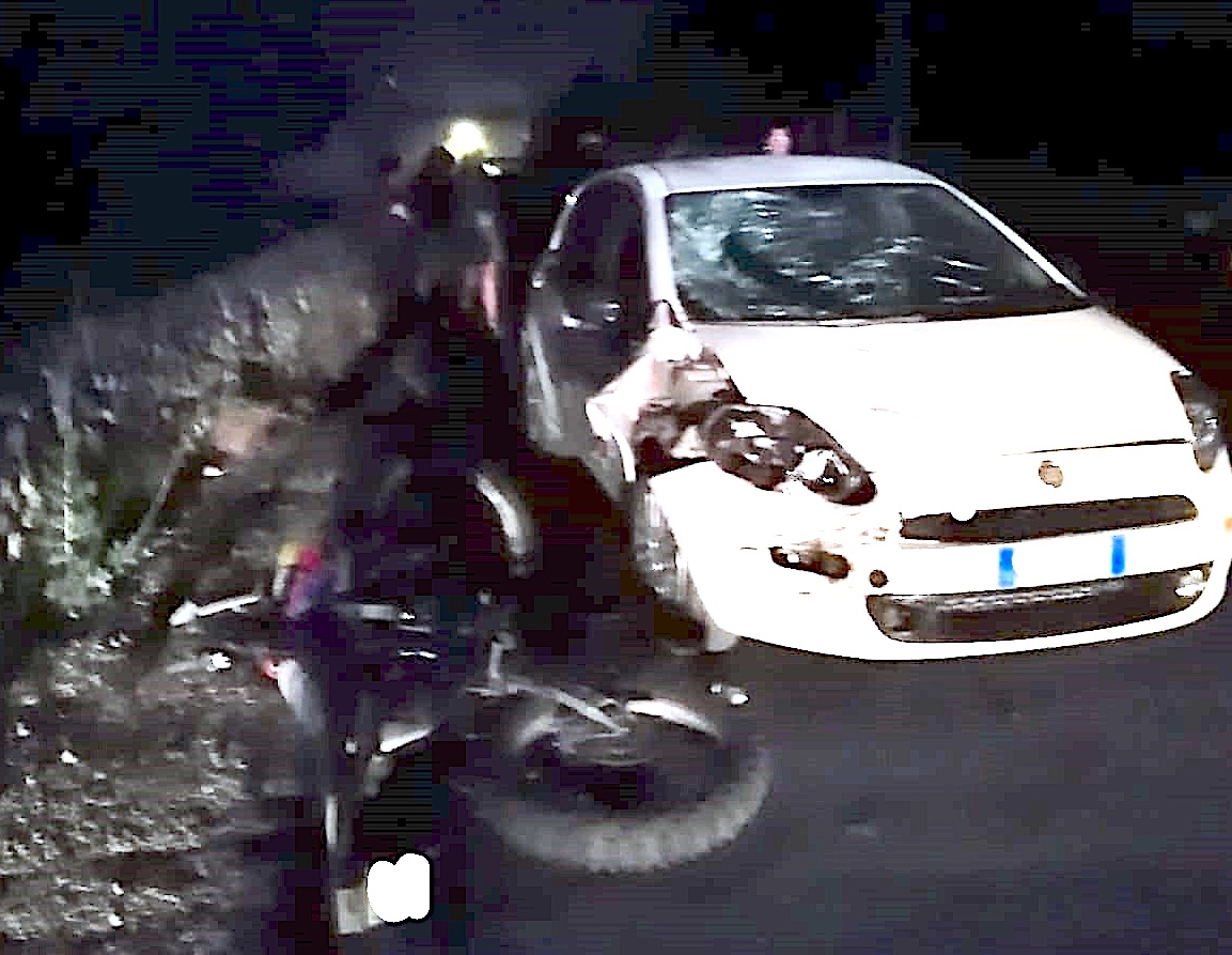 Scontro auto – moto, coinvolto 17enne. A Modica in via San Giuliano Macallè