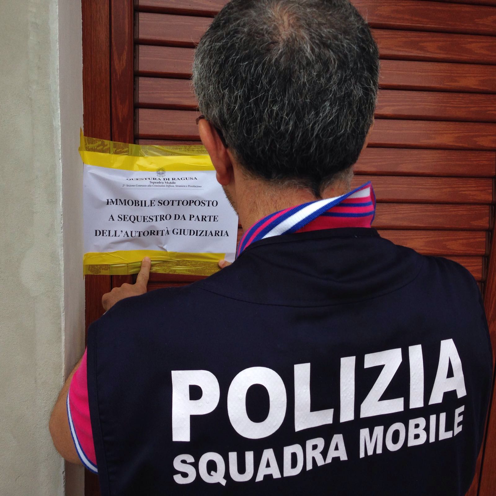 Casa a luci rosse chiusa a Ragusa. Era gestita da una donna colombiana (VIDEO)