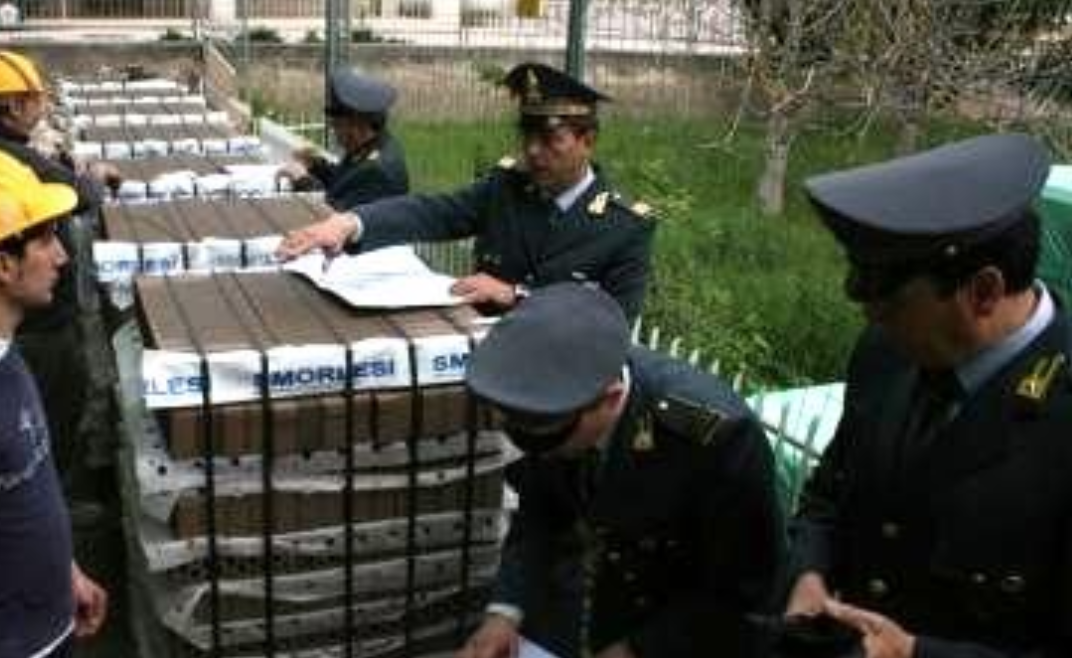 37 lavoratori irregolari ed evasione per oltre 1,5 milioni di euro in una società cooperativa di Modica. Scoperta della Guardia di Finanza