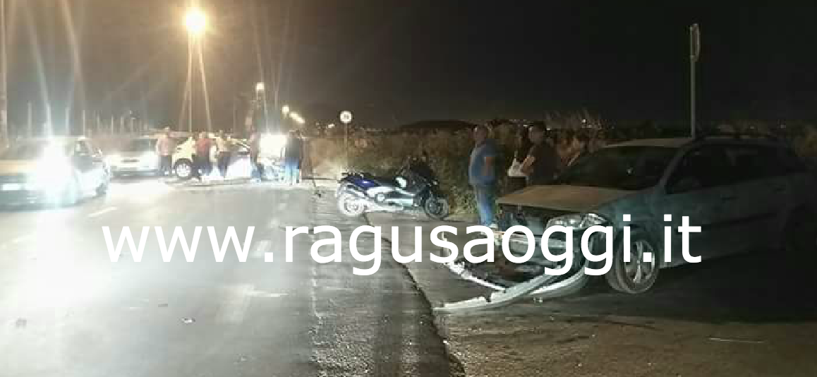Incidente stradale alla rotatoria di Villa Orchidea a Comiso. Coinvolte più autovetture