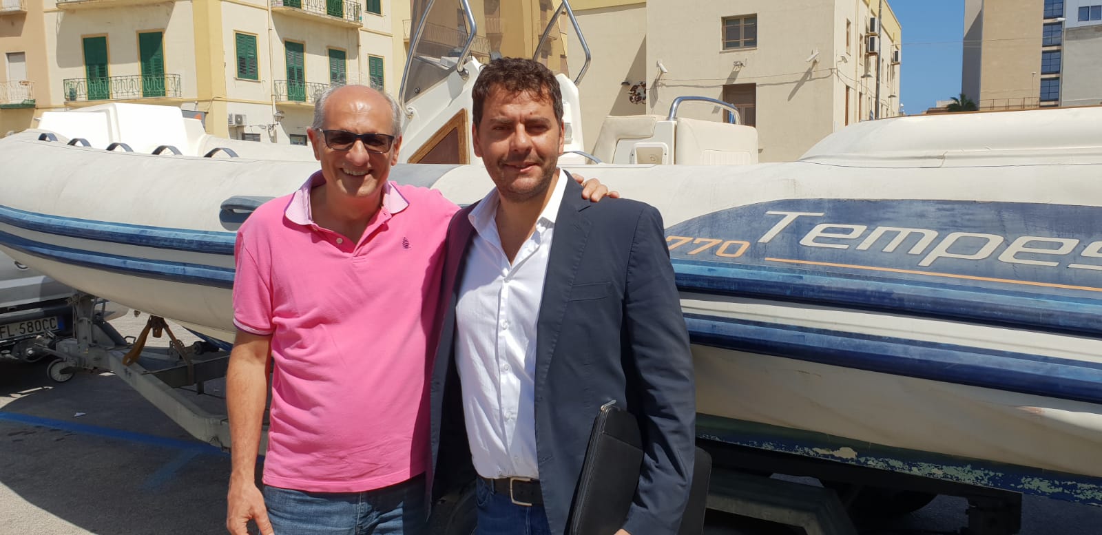 Gommone rubato a Marina di Ragusa, recuperato a Marsala due anni dopo con a bordo scafisti e contrabbandieri