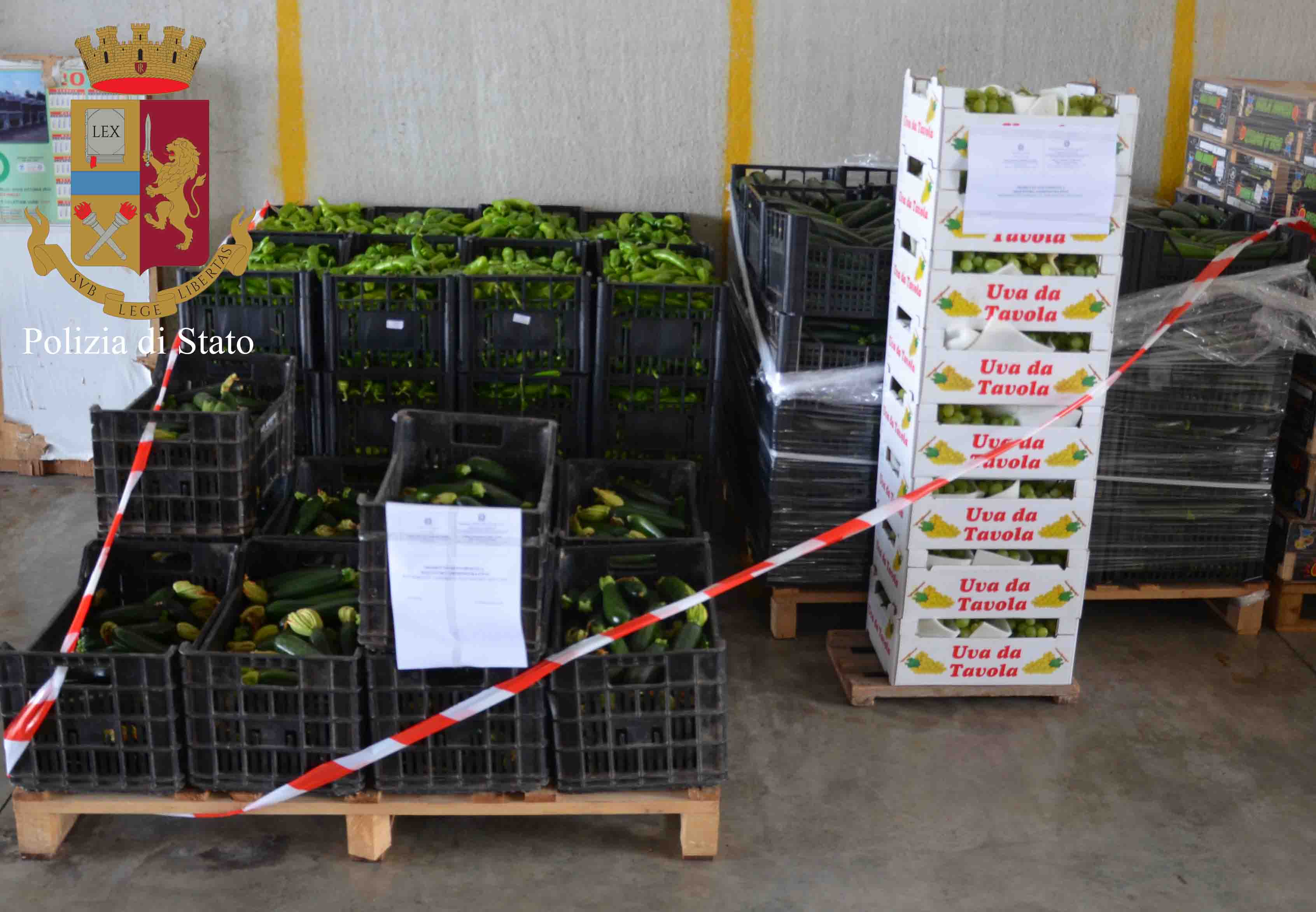 Al mercato ortofrutticolo di Vittoria sequestrati 4000 kg di ortaggi. Operazione della Polizia
