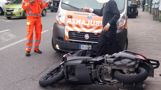 Grave incidente per un motociclista sciclitano ieri a Palazzolo Acreide.