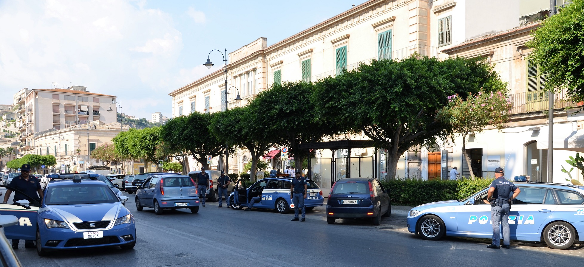 A Modica e Pozzallo “blitz” della Polizia per controlli straordinari