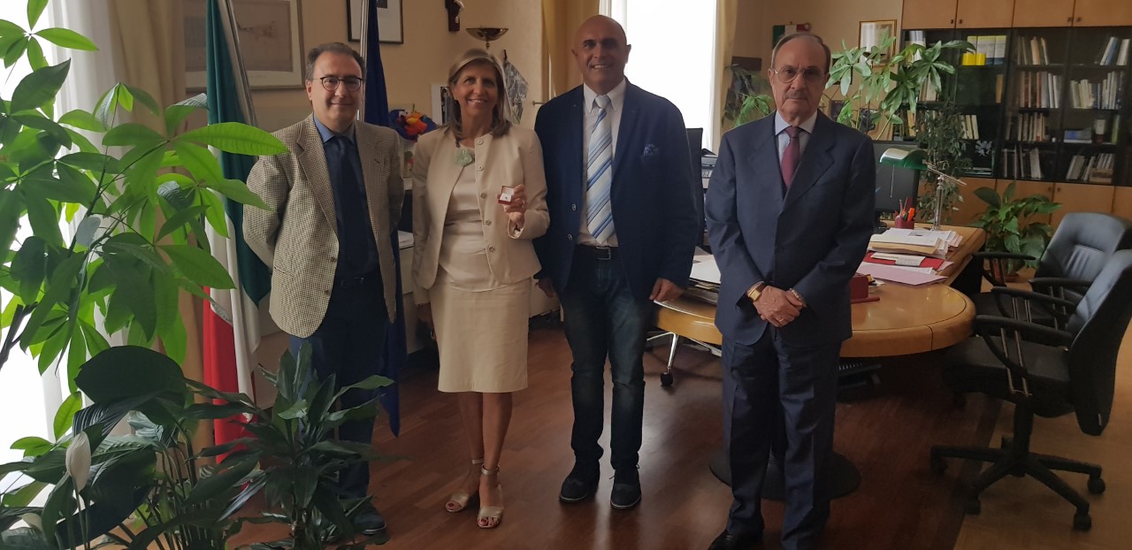 La prefettura di Ragusa a sosetgno della campagna raccolta sangue di Avis Ragusa