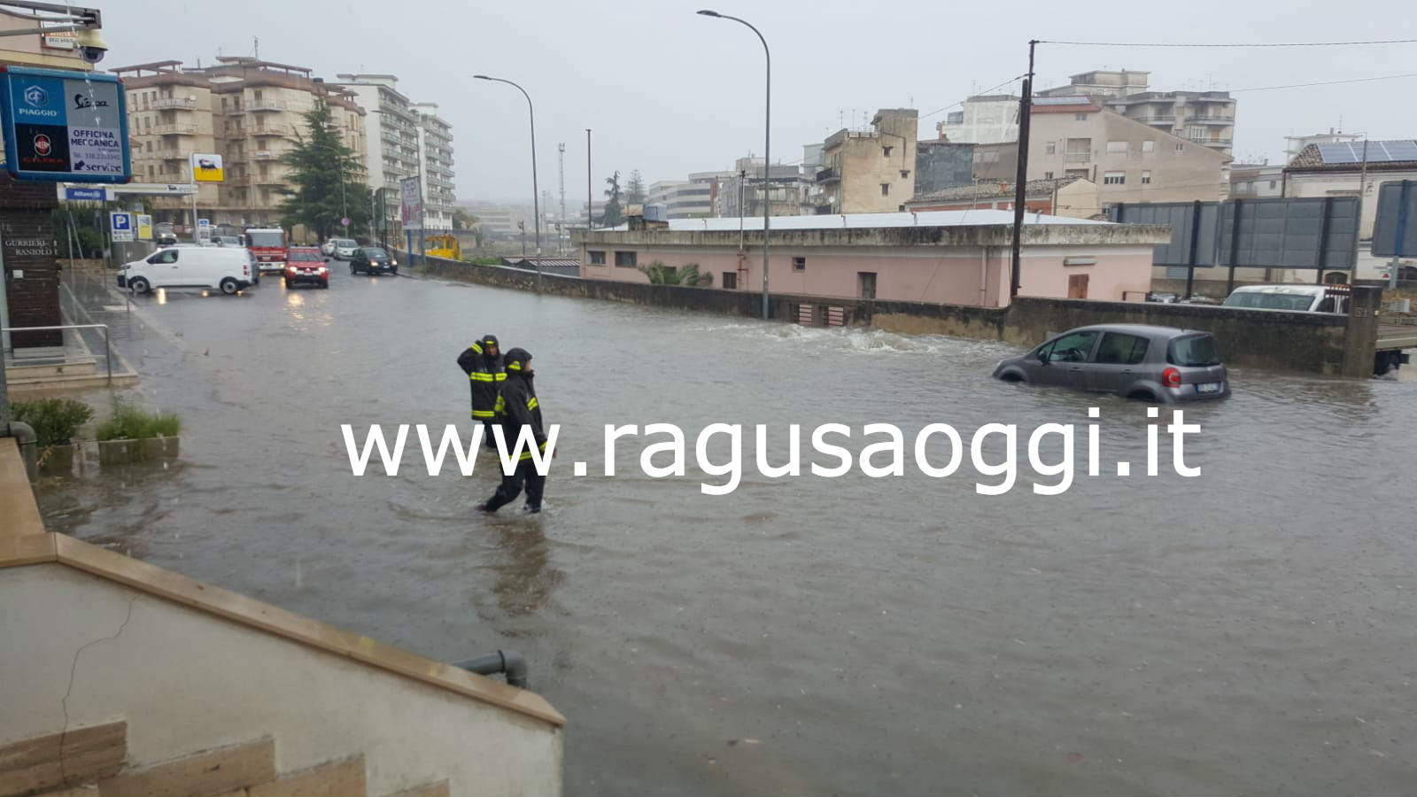 Bomba d’acqua a Ragusa. Allagamenti e come sempre effetto piscina in via Archimede bassa. Ecco le prossime previsioni meteo