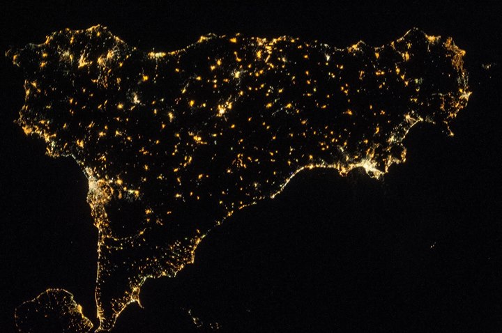 Sbarca a Ragusa “Movimenta” la start tup di innovazione politica con il notaio Andrea Bartoli che promette di capovolgere la Sicilia