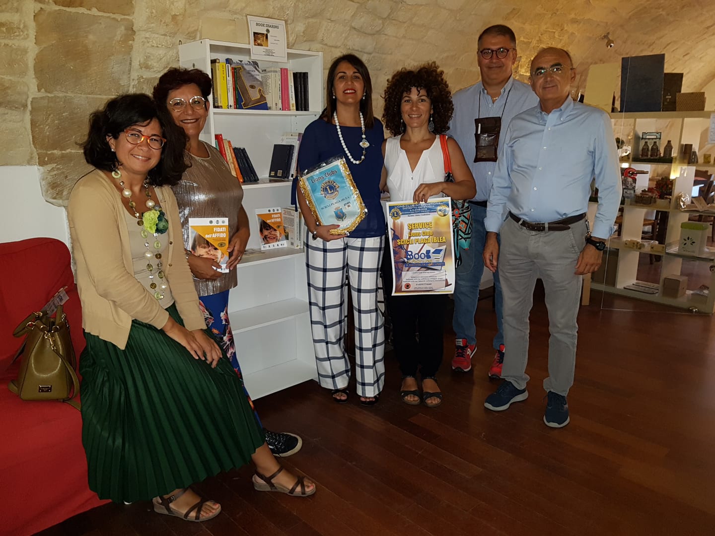 A Scicli i Lions inaugurano tre postazioni di book sharing